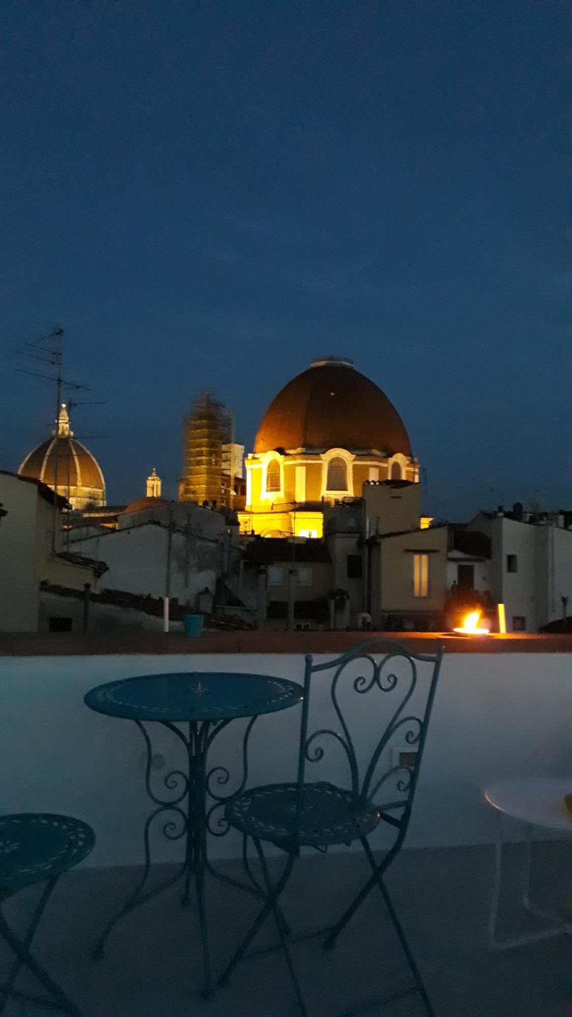 The Florence Dream Terrace - Elena Grey Zimmer foto