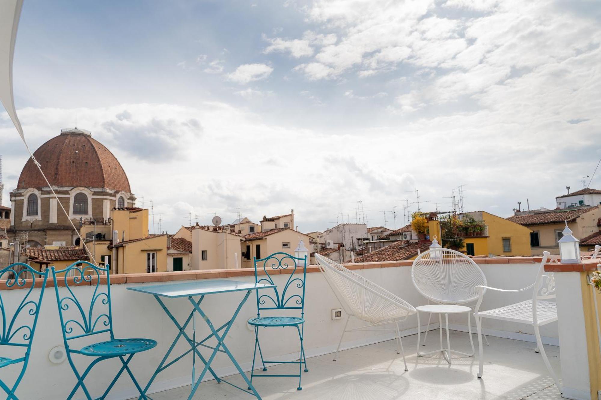 The Florence Dream Terrace - Elena Grey Zimmer foto